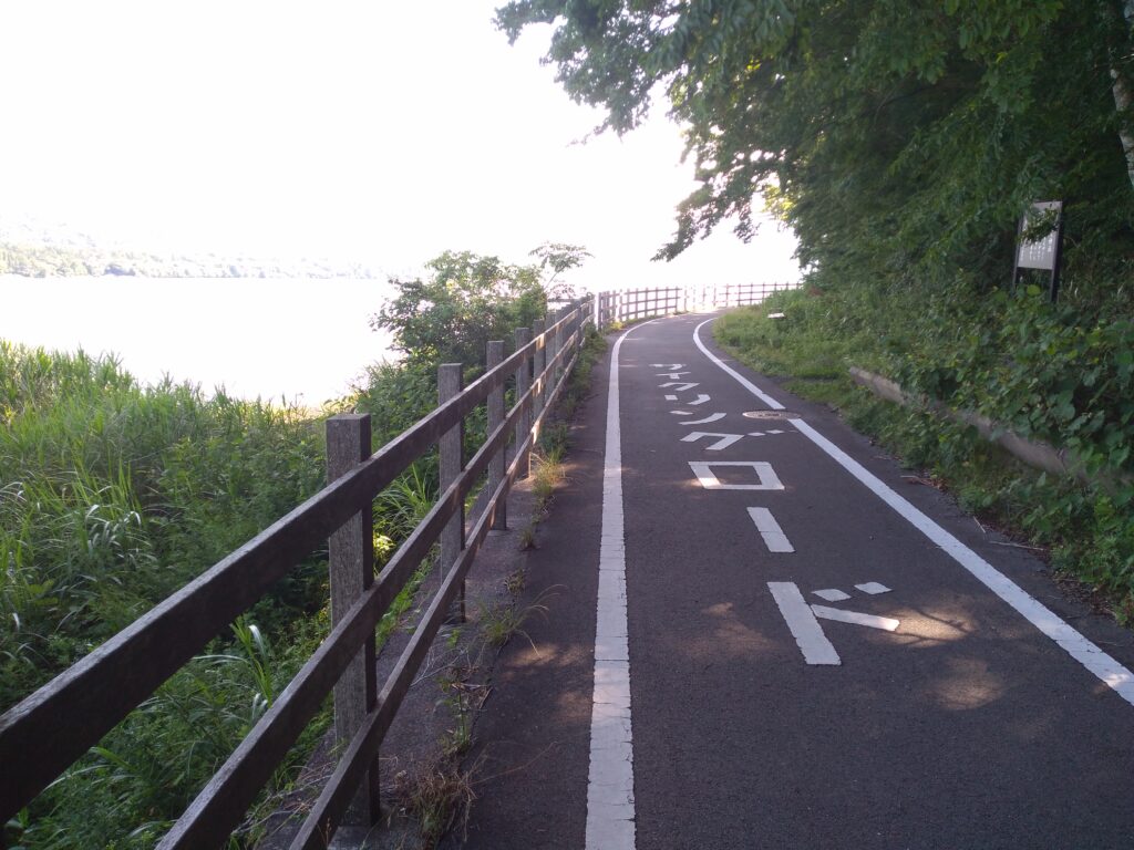 山梨県道715号富士吉田山中湖自転車道線（山中湖サイクリングロード）