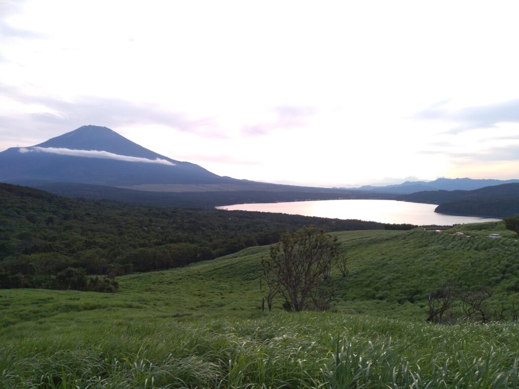 Lake Yamanakako
야마나카 호수