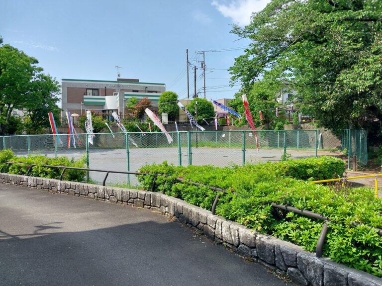 さいかち公園のこいのぼり